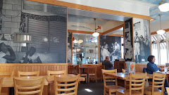 Restaurant near Ventura Motel